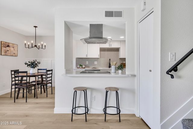 8056 N 32ND Lane, Phoenix, AZ 85051