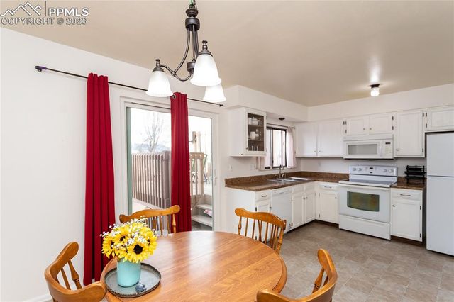 3808 Oro Blanco Drive, Colorado Springs, CO 80917