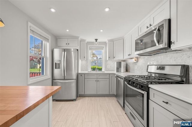 51 New Jersey Avenue, Bergenfield, NJ 07621