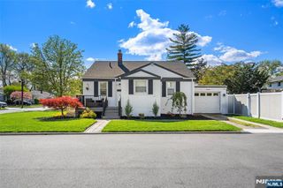 51 New Jersey Avenue, Bergenfield, NJ 07621