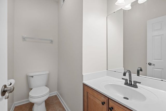 4905 FOX SPRINGS DR, Collierville, TN 38017