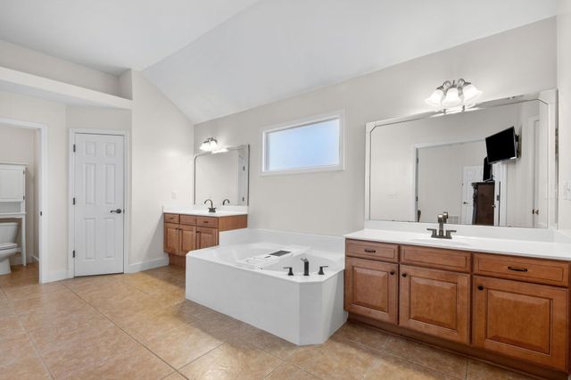 4905 FOX SPRINGS DR, Collierville, TN 38017