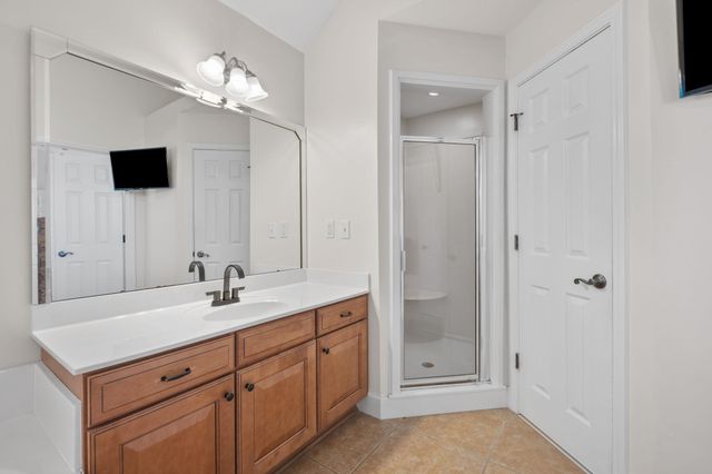 4905 FOX SPRINGS DR, Collierville, TN 38017