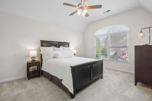 4905 FOX SPRINGS DR, Collierville, TN 38017