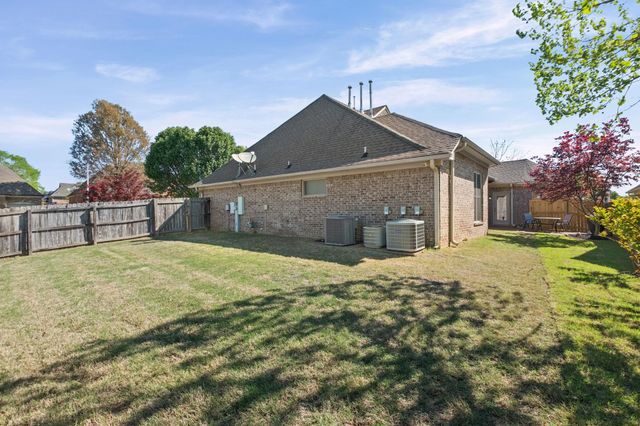 4905 FOX SPRINGS DR, Collierville, TN 38017