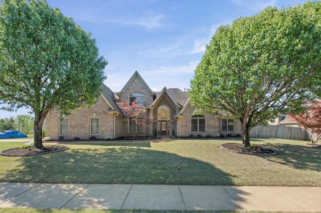 4905 FOX SPRINGS DR, Collierville, TN 38017