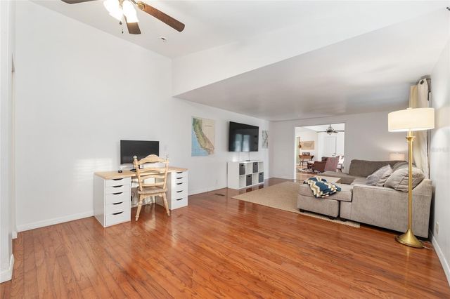 20361 1ST STREET, Mc Intosh, FL 32664