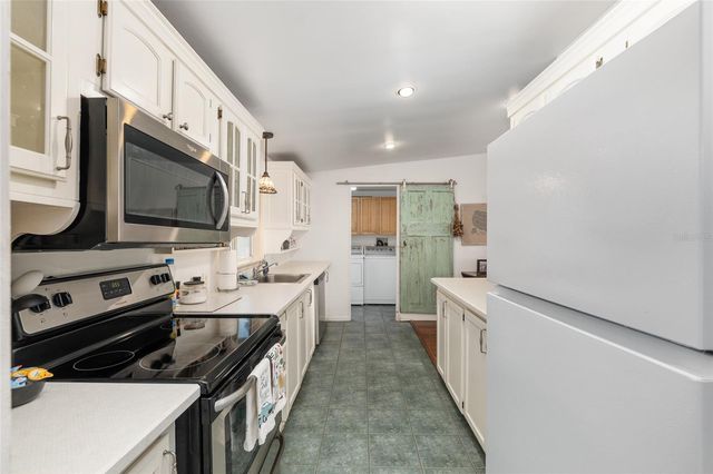 20361 1ST STREET, Mc Intosh, FL 32664