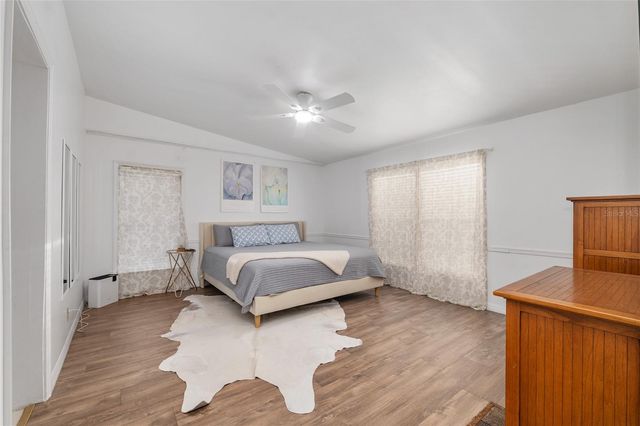 20361 1ST STREET, Mc Intosh, FL 32664