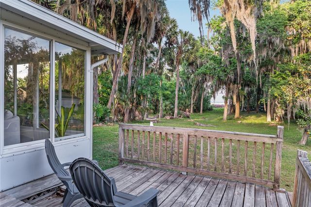 20361 1ST STREET, Mc Intosh, FL 32664
