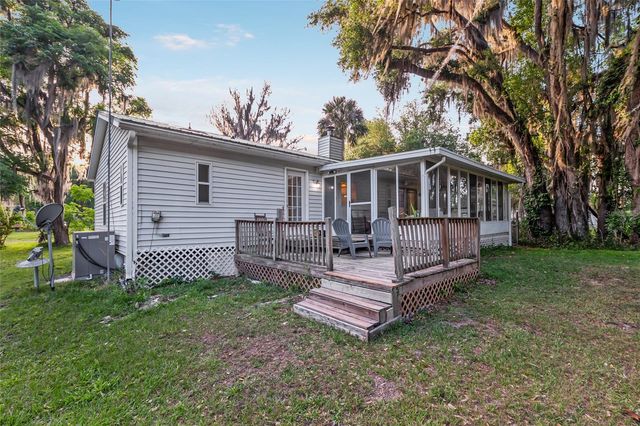 20361 1ST STREET, Mc Intosh, FL 32664