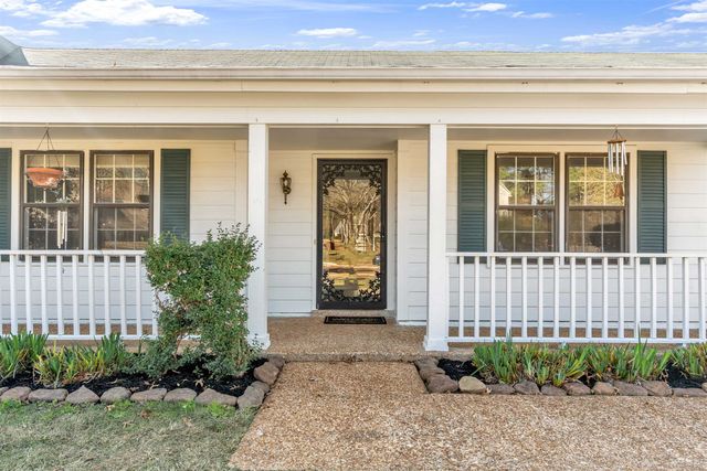 301 E HARPERS FERRY RD, Collierville, TN 38017