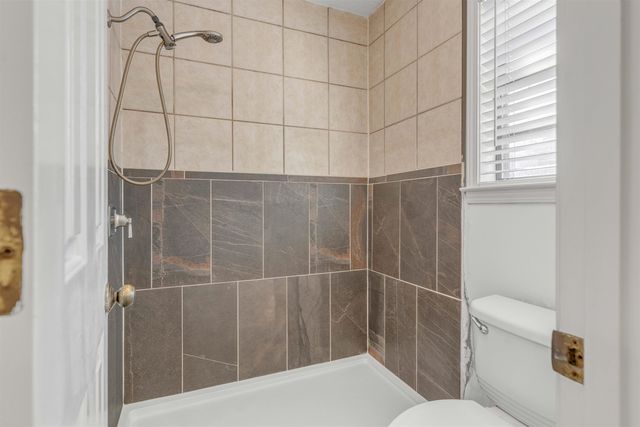 301 E HARPERS FERRY RD, Collierville, TN 38017