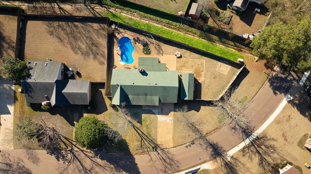 301 E HARPERS FERRY RD, Collierville, TN 38017