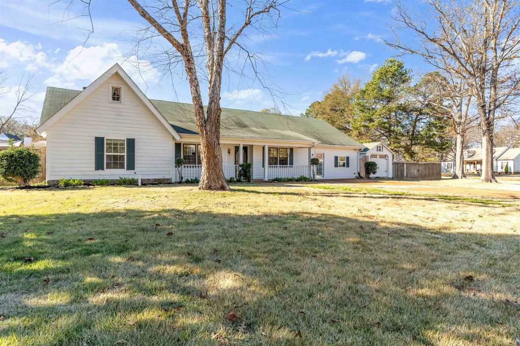 301 E HARPERS FERRY RD, Collierville, TN 38017
