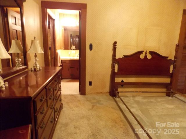 113 Eastwood Park Drive, Lenoir, NC 28645