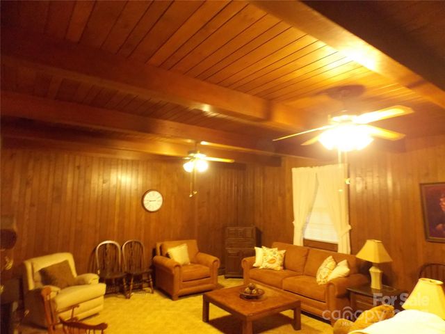 113 Eastwood Park Drive, Lenoir, NC 28645