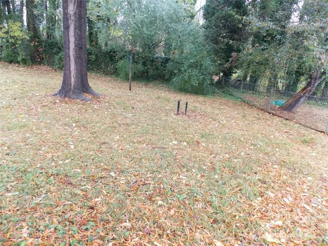 113 Eastwood Park Drive, Lenoir, NC 28645