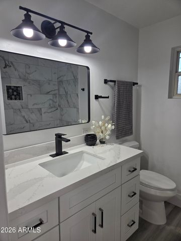 1010 E 6TH Place, Mesa, AZ 85203