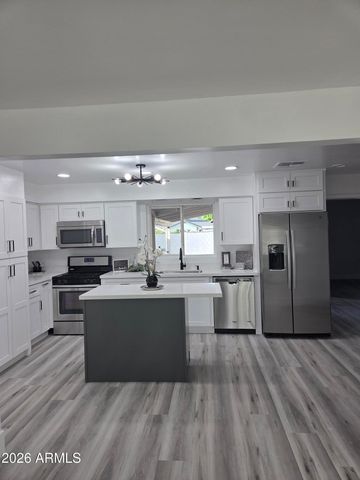 1010 E 6TH Place, Mesa, AZ 85203