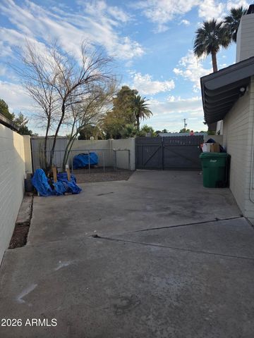1010 E 6TH Place, Mesa, AZ 85203