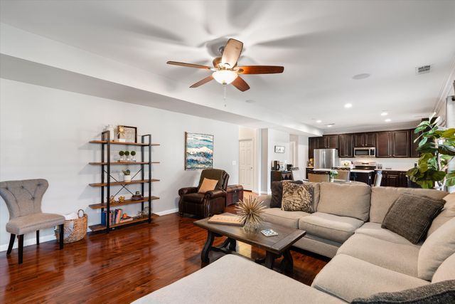 1601 Muirwood Blvd, Murfreesboro, TN 37128