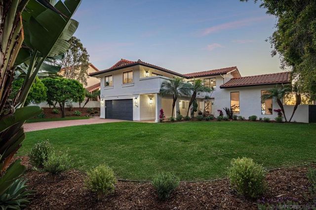 2524 Luciernaga St, Carlsbad, CA 92009