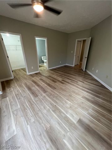 320 Village Pointe Drive 1, Akron, OH 44313