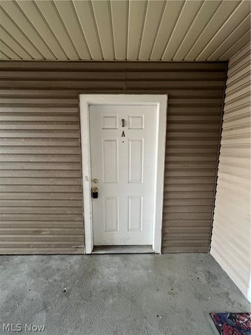 320 Village Pointe Drive 1, Akron, OH 44313