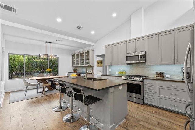 20904 Northland DR, Lago Vista, TX 78645