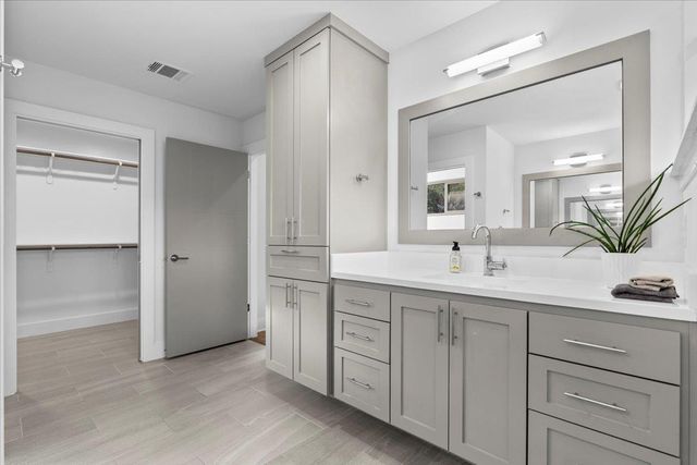 20904 Northland DR, Lago Vista, TX 78645