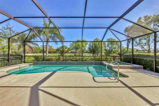 6547 OAKLAND HILLS DRIVE, Lakewood Ranch, FL 34202