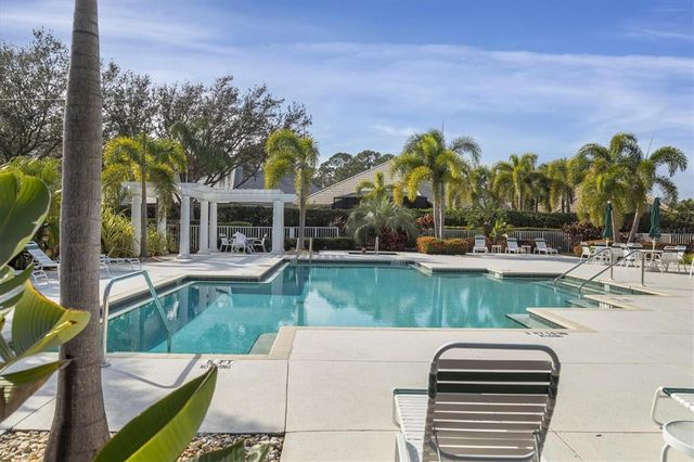 6547 OAKLAND HILLS DRIVE, Lakewood Ranch, FL 34202