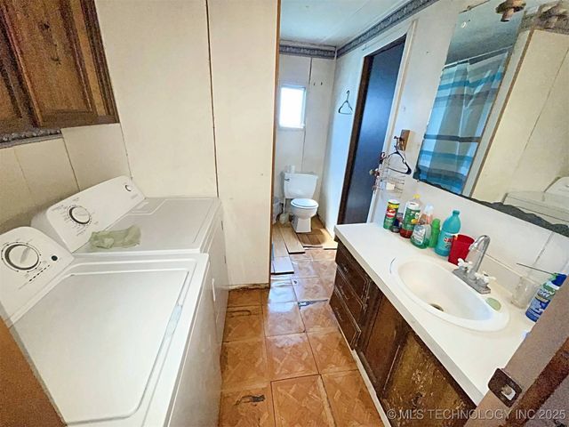 16246 E 647 Road, Tahlequah, OK 74464