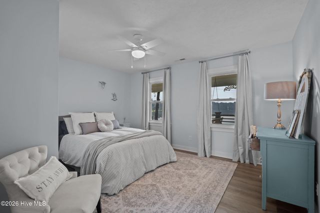 360 Fontanel Lake Drive, Burgaw, NC 28425