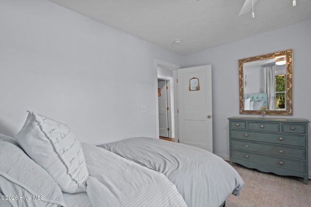 360 Fontanel Lake Drive, Burgaw, NC 28425