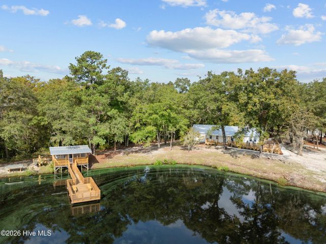 360 Fontanel Lake Drive, Burgaw, NC 28425