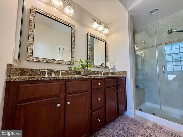 4090 GLENDALE WAY, Fairfax, VA 22030