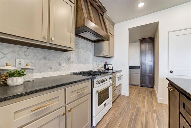 9220 NW 123rd Street, Oklahoma City, OK 73099