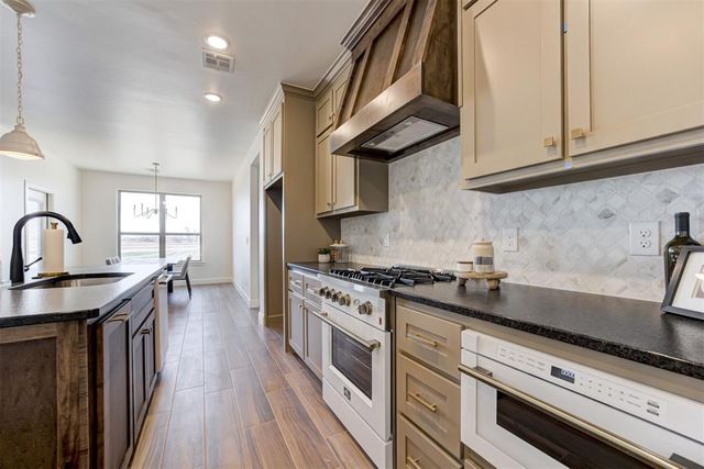 9220 NW 123rd Street, Oklahoma City, OK 73099