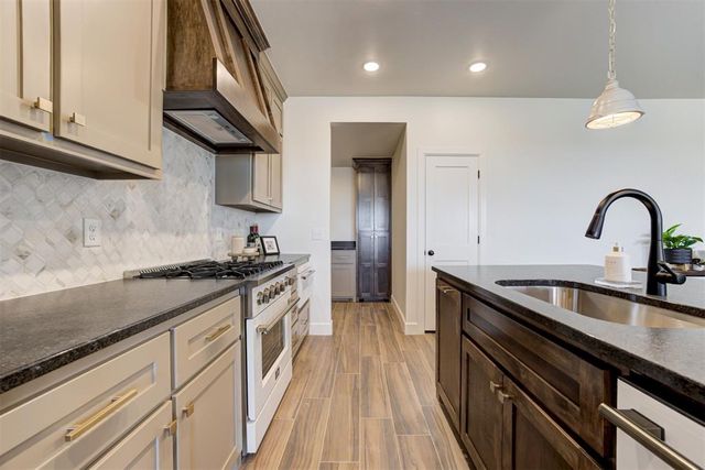 9220 NW 123rd Street, Oklahoma City, OK 73099