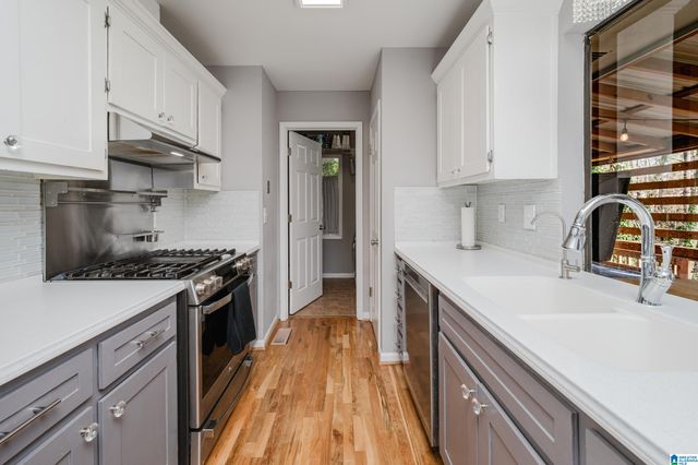 2177 MYRTLEWOOD DRIVE, Hoover, AL 35216