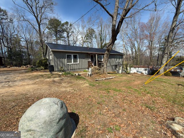 1271 & 1297 E Boggs Mountain Road, Tiger, GA 30576