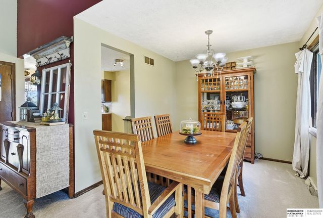 7605 Gertrude Street, La Vista, NE 68128