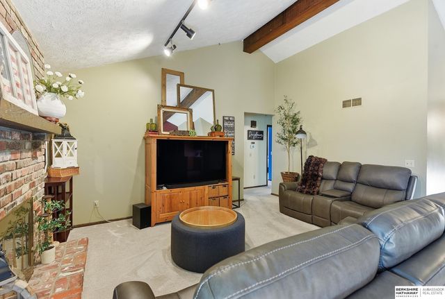 7605 Gertrude Street, La Vista, NE 68128