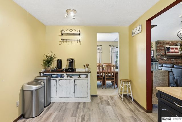 7605 Gertrude Street, La Vista, NE 68128