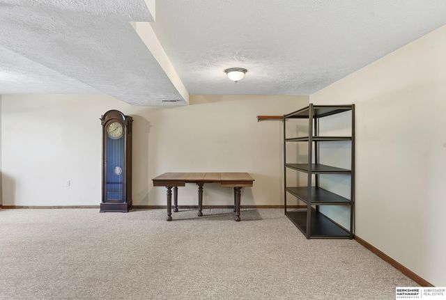 7605 Gertrude Street, La Vista, NE 68128