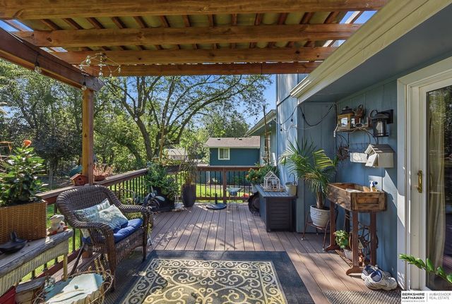 7605 Gertrude Street, La Vista, NE 68128