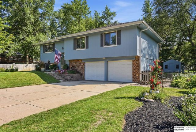 7605 Gertrude Street, La Vista, NE 68128