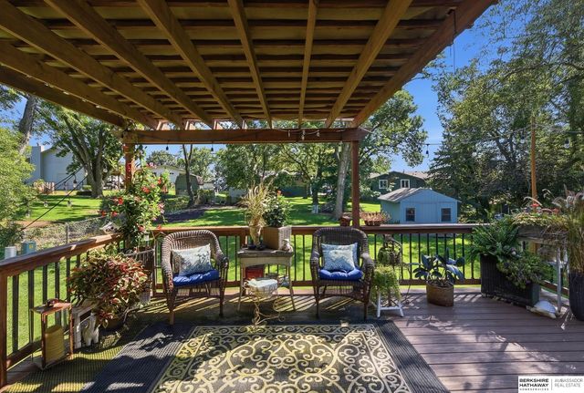 7605 Gertrude Street, La Vista, NE 68128